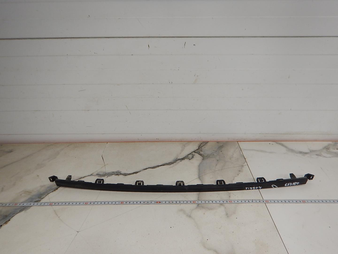 Молдинг заднего бампера