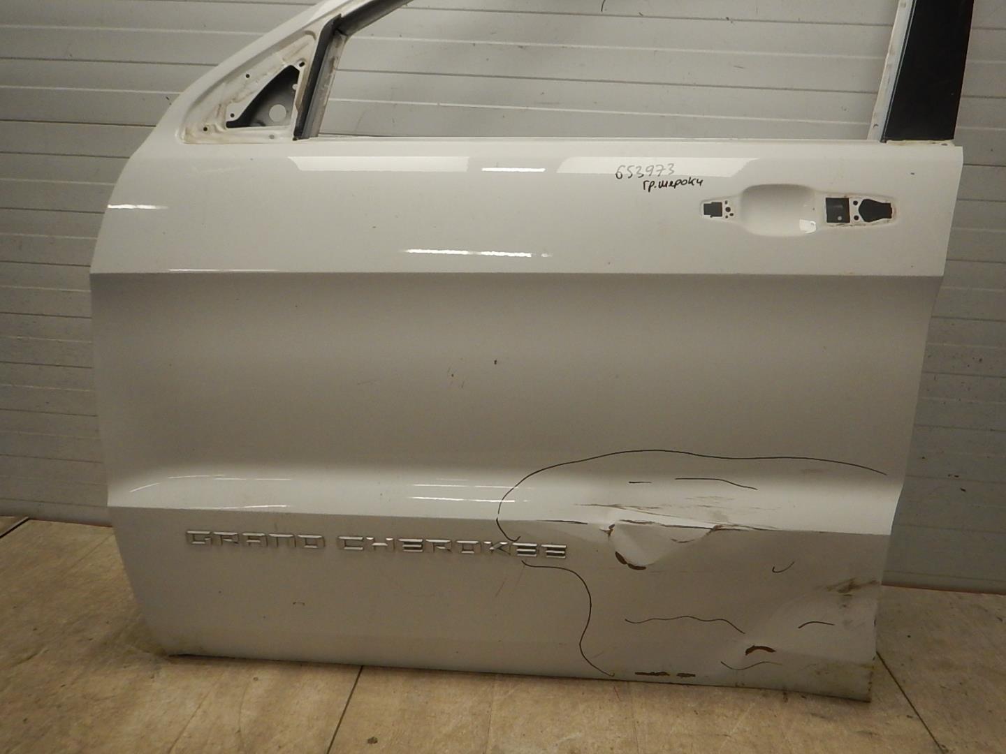 Дверь передняя левая