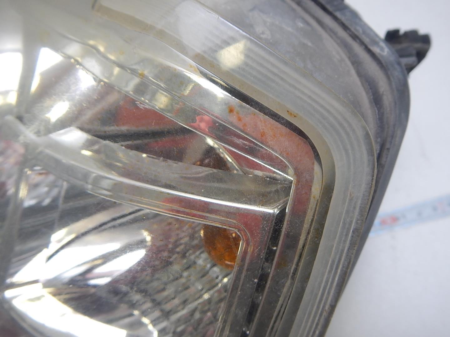 Фара левая
