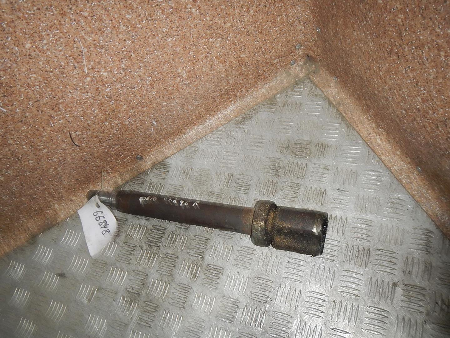 Полуось передняя правая