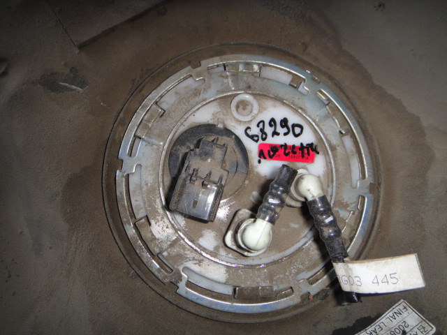 Насос топливный электрический