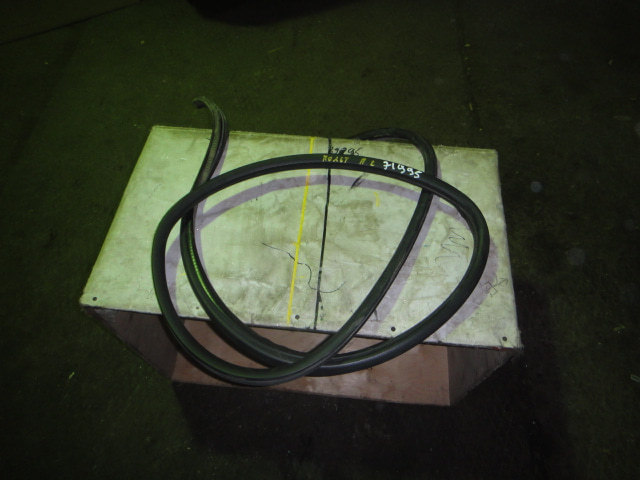 Уплотнитель двери