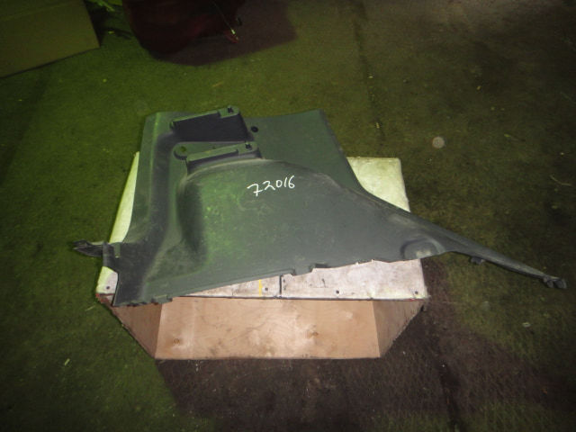 Обшивка багажника