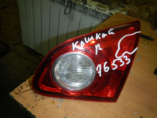 Фонарь задний внутренний правый