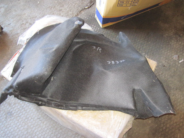 Обшивка багажника