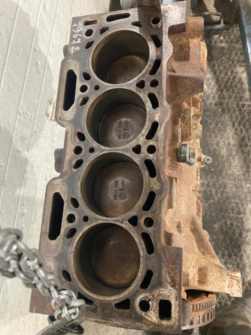 Блок двигателя