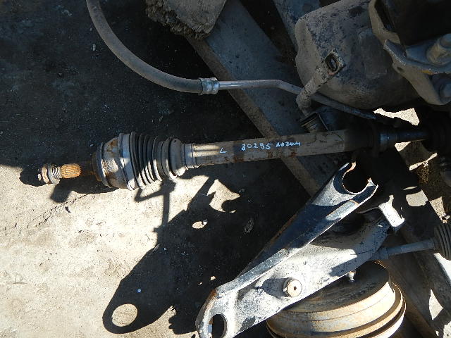 Полуось передняя левая