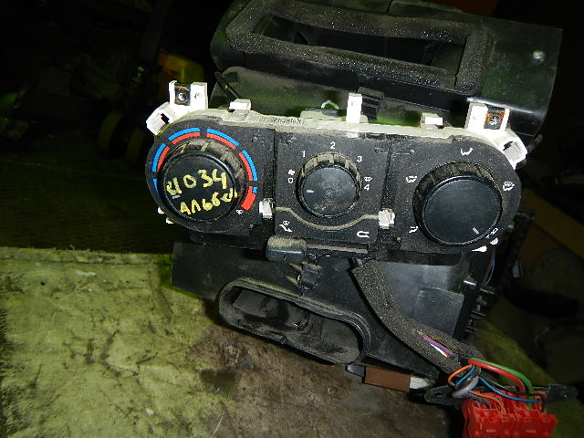 Блок управления климатической установкой