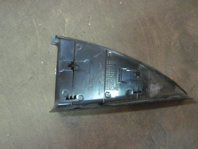 Накладка двери задней правой