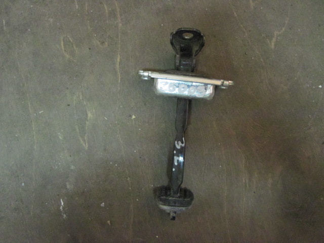 Ограничитель двери