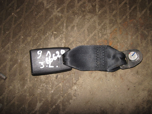 Ответная часть ремня безопасности