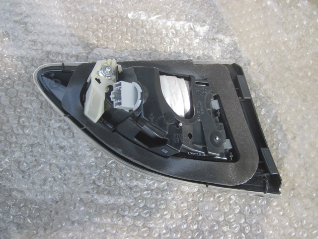 Фонарь задний внутренний правый