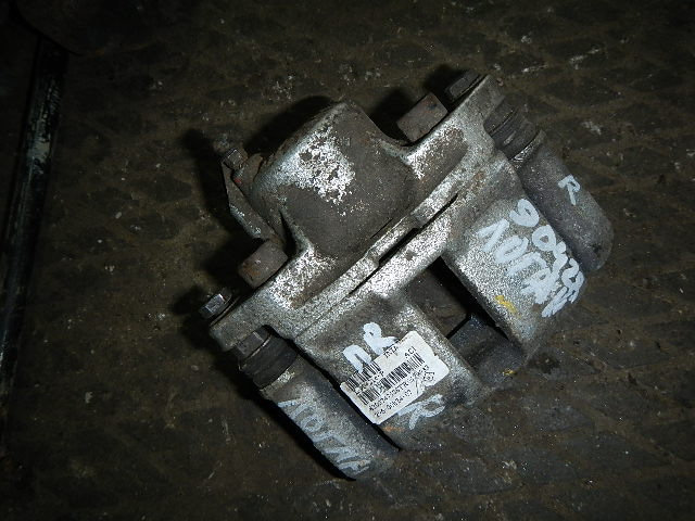 Суппорт передний правый