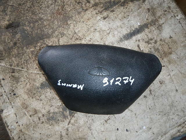 Подушка безопасности в рулевое колесо