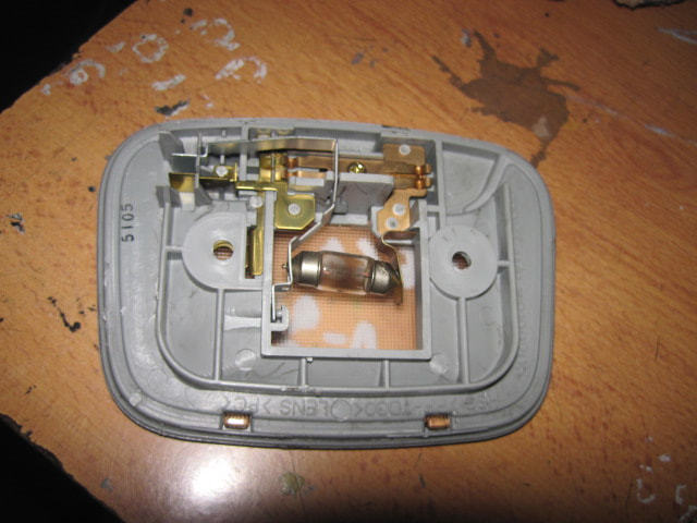 Плафон салонный