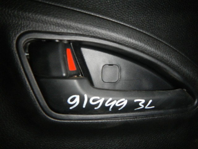 Ручка двери внутренняя правая