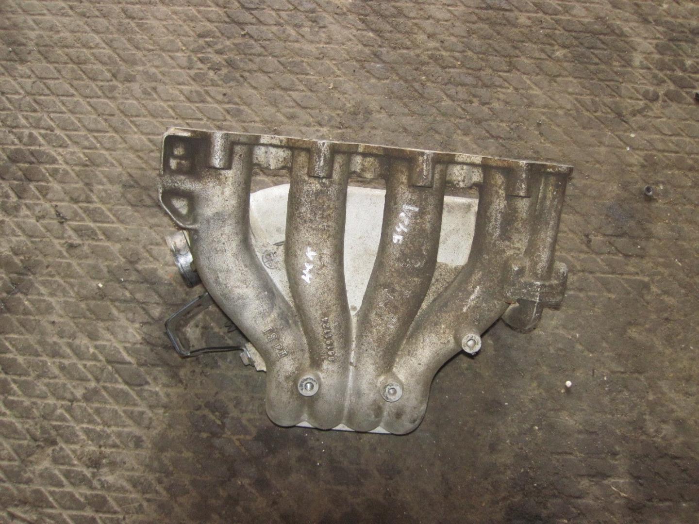 Коллектор впускной