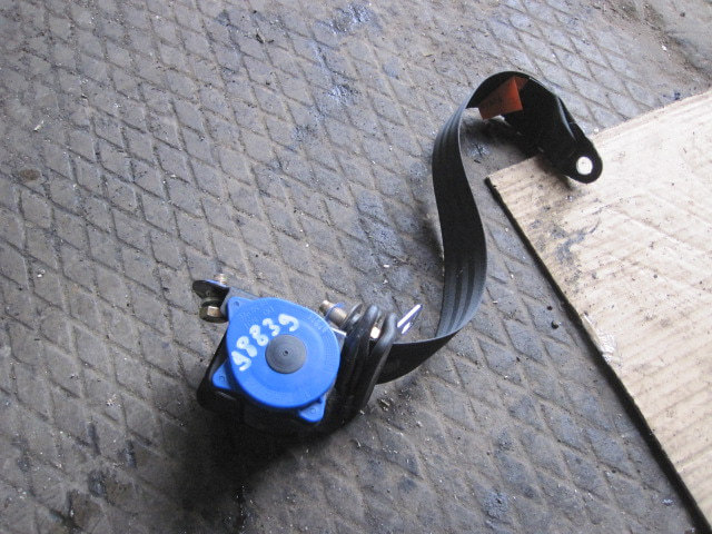 Ремень безопасности