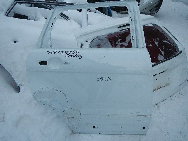 Дверь задняя правая