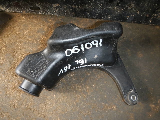 Резонатор воздушного фильтра