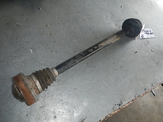 Полуось задняя левая