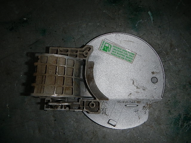 Лючок бензобака