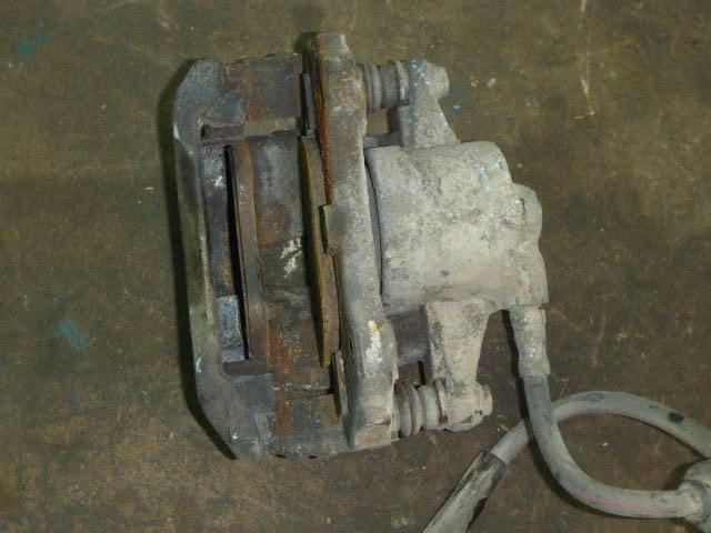 Суппорт передний правый