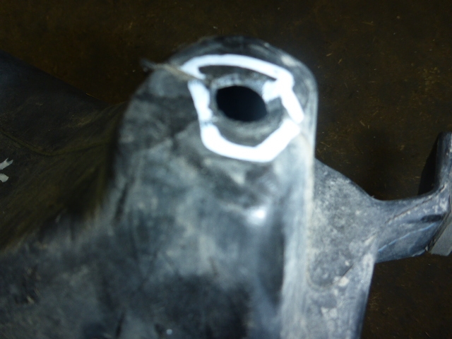 Резонатор воздушного фильтра