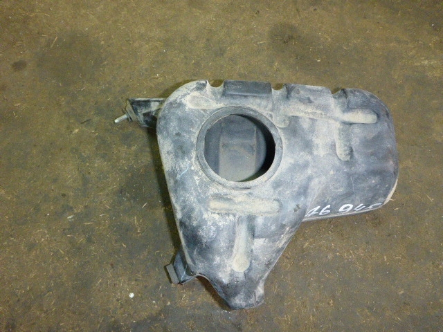 Резонатор воздушного фильтра