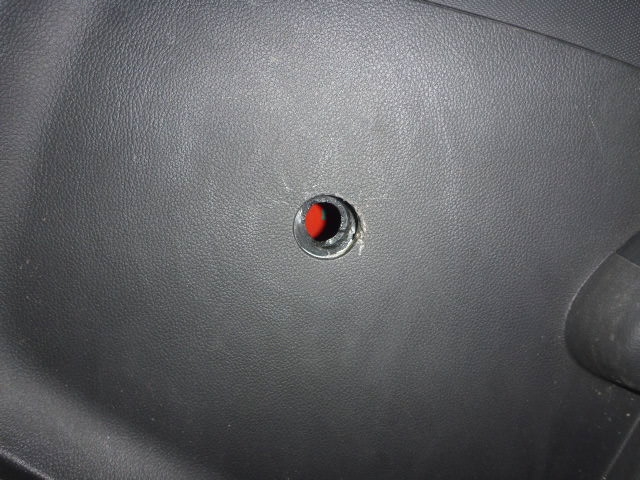 Обшивка двери задней правой