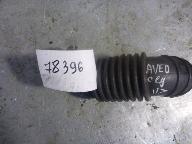 Патрубок воздушного фильтра