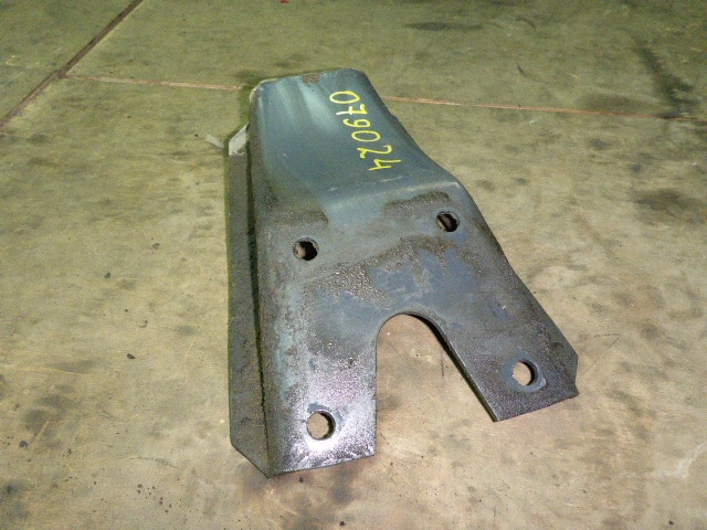 Кронштейн амортизатора