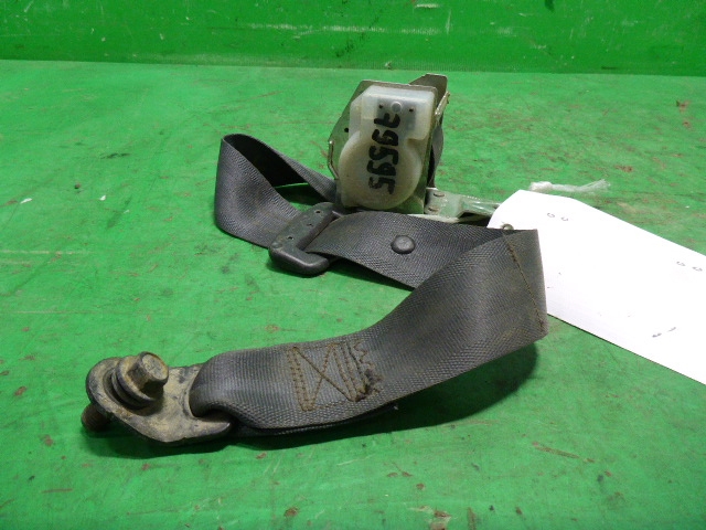 Ремень безопасности