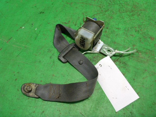 Ремень безопасности