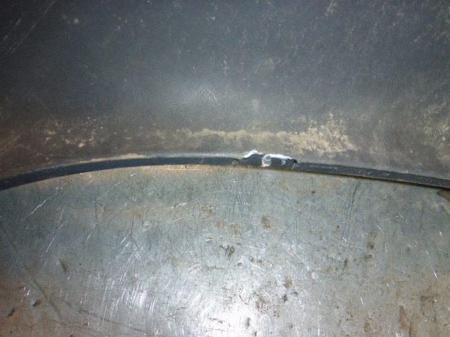 Накладка переднего крыла левого