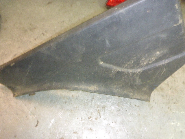 Накладка переднего крыла левого