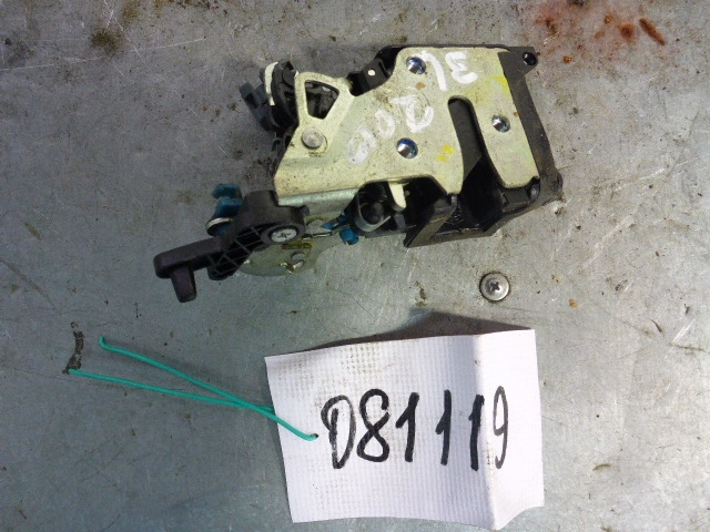 Замок двери задней левой