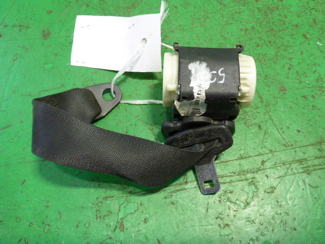 Ремень безопасности