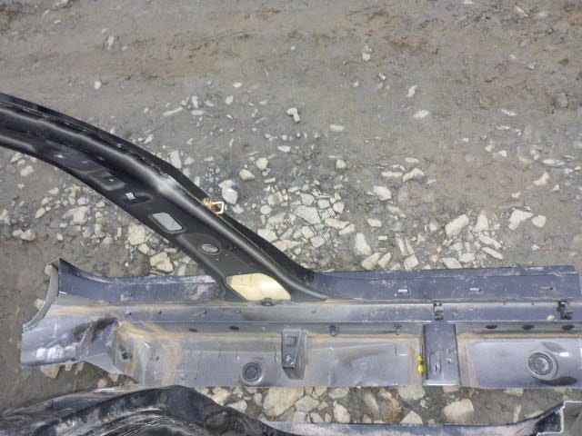 Порог со стойкой левый