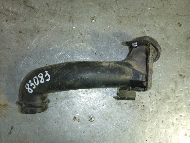 Патрубок воздушного фильтра