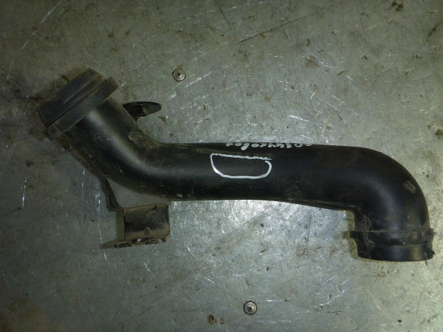 Патрубок воздушного фильтра