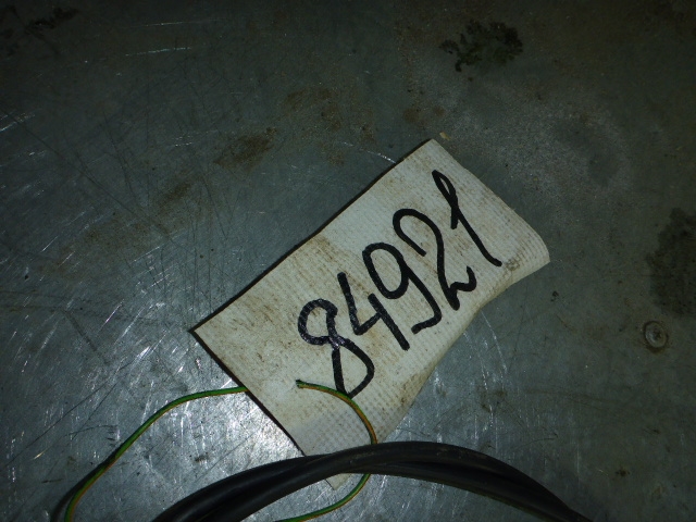 Трос открывания капота