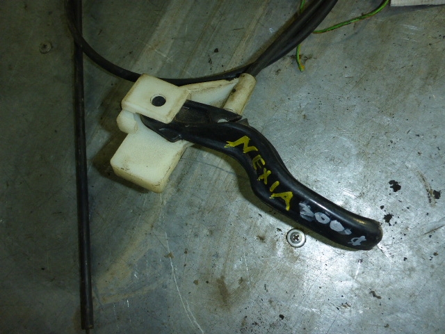 Трос открывания капота