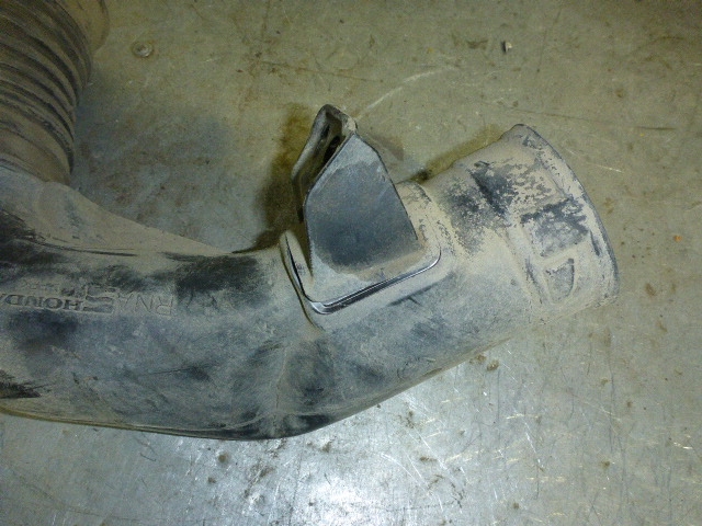 Патрубок воздушного фильтра