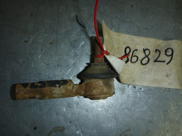 Наконечник рулевой правый