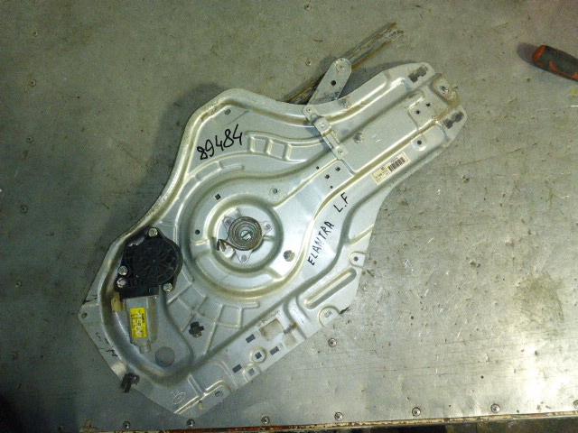 Стеклоподъемник электр. передний левый