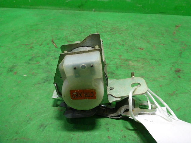 Ремень безопасности