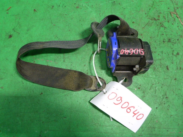 Ремень безопасности