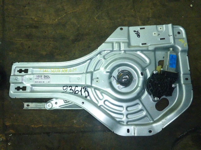 Стеклоподъемник электр. задний левый