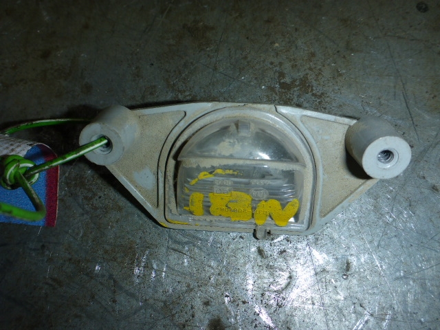 Фонарь подсветки номера